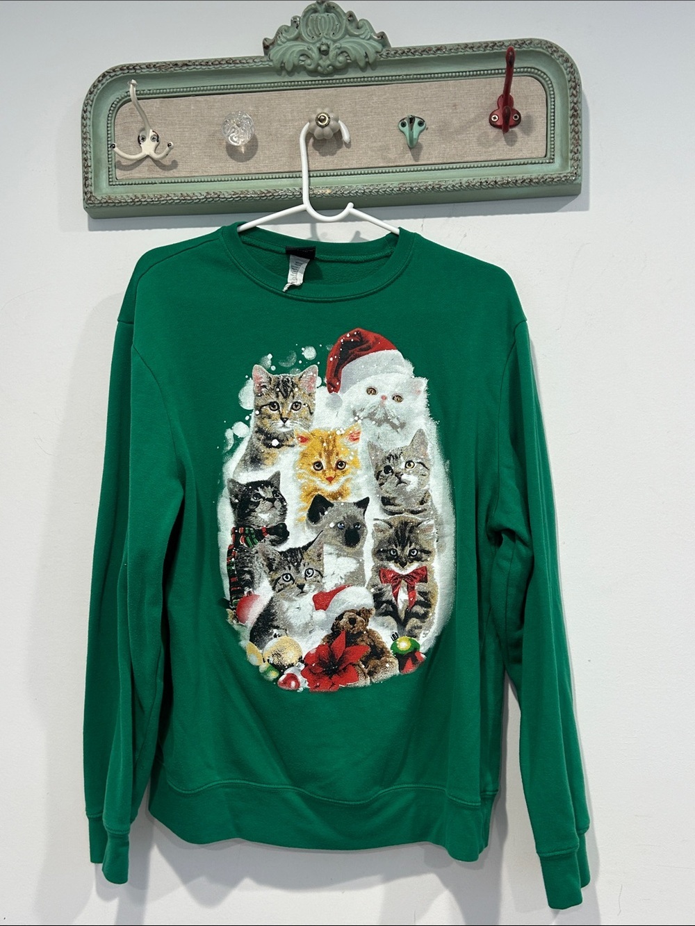 Vintage Green Christmas Cat Santa paws Crewneck Sweatshirt large adult unisex